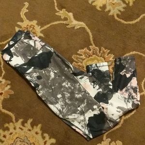 Scorpio Sol yoga pants